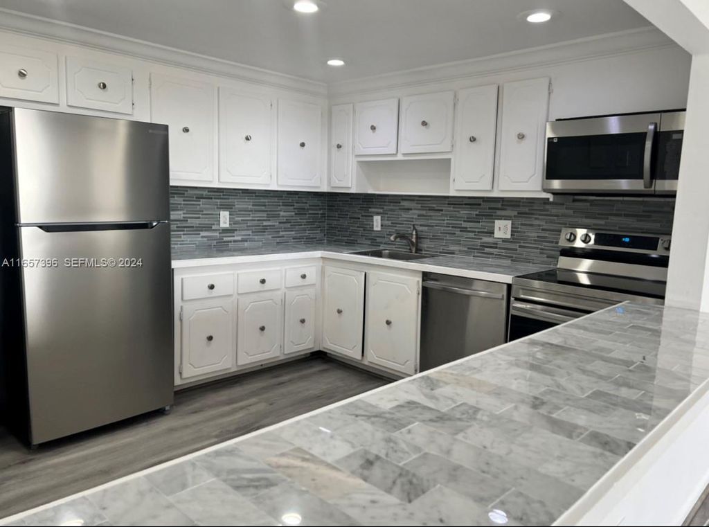 13499 Biscayne Boulevard 1205, North Miami, FL 33181