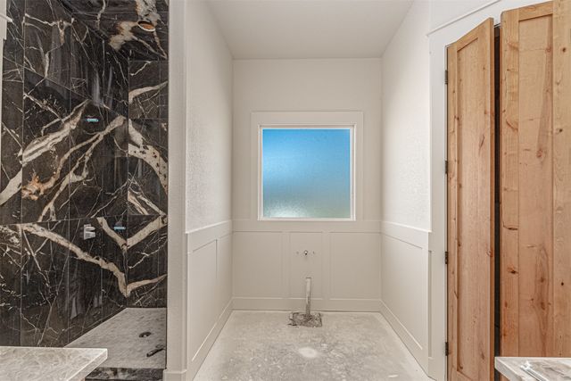 557 Clubhouse Drive, Corsicana, TX 75109