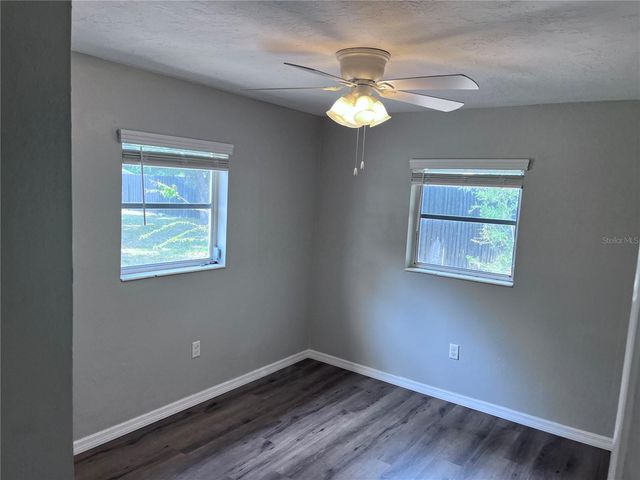 6524 48TH AVENUE DRIVE E, Bradenton, FL 34203