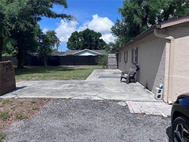 6524 48TH AVENUE DRIVE E, Bradenton, FL 34203