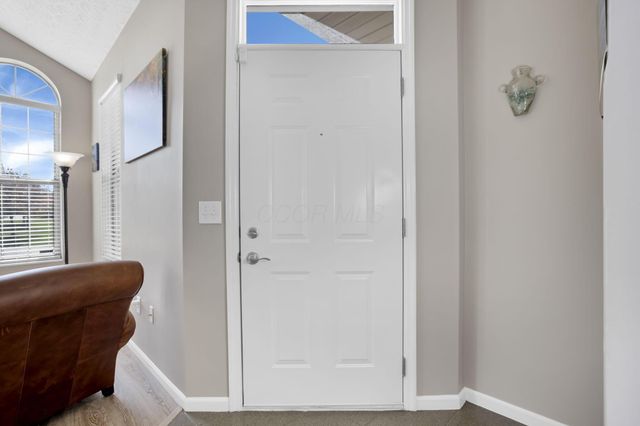 8778 Linksway Drive, Powell, OH 43065