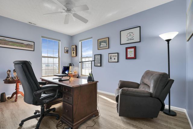 8778 Linksway Drive, Powell, OH 43065