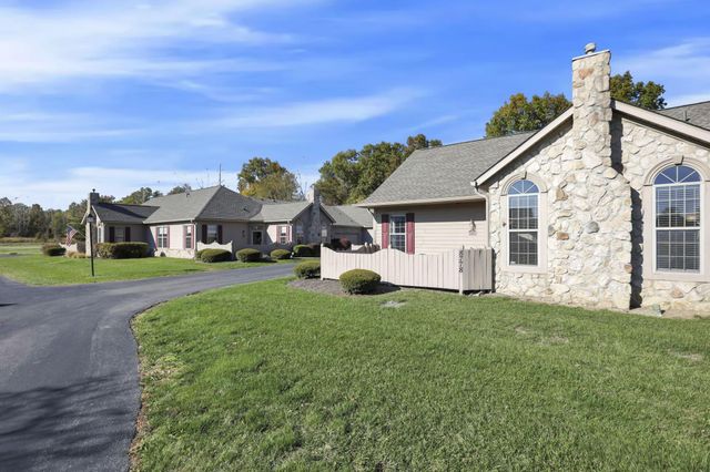 8778 Linksway Drive, Powell, OH 43065