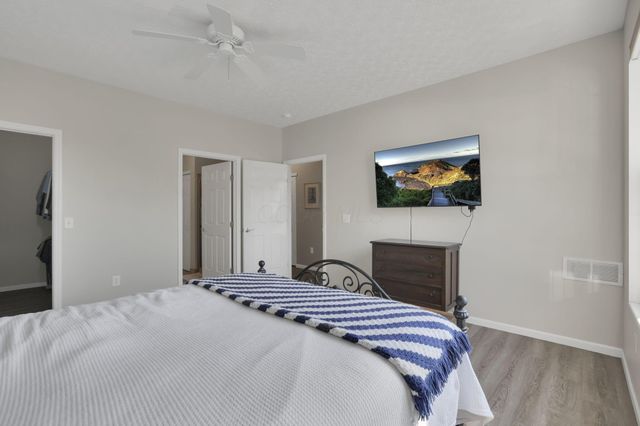 8778 Linksway Drive, Powell, OH 43065