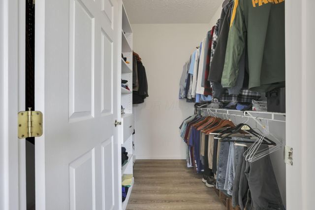 8778 Linksway Drive, Powell, OH 43065