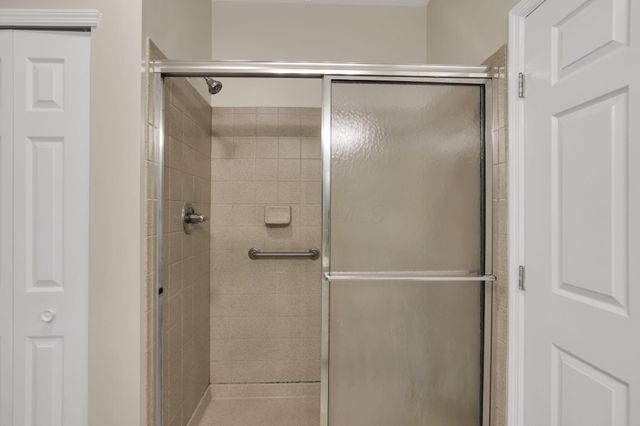 8778 Linksway Drive, Powell, OH 43065