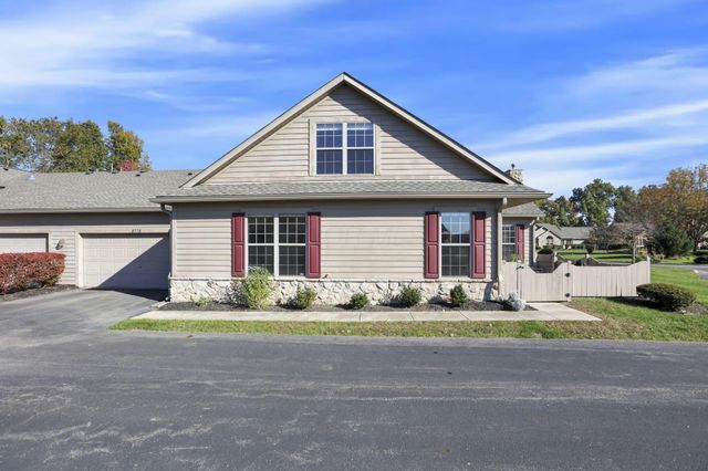 8778 Linksway Drive, Powell, OH 43065