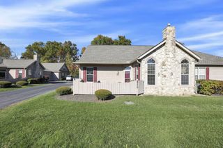 8778 Linksway Drive, Powell, OH 43065
