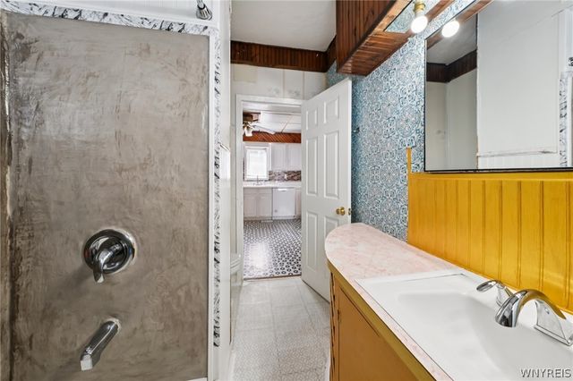 20 Deer Street, Buffalo, NY 14207