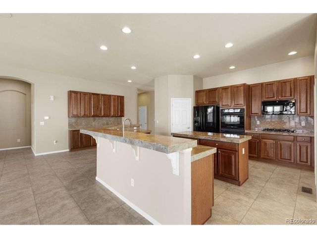 10553 Cross Country Ln, Littleton, CO 80125
