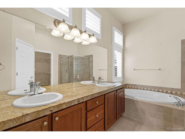 10553 Cross Country Ln, Littleton, CO 80125
