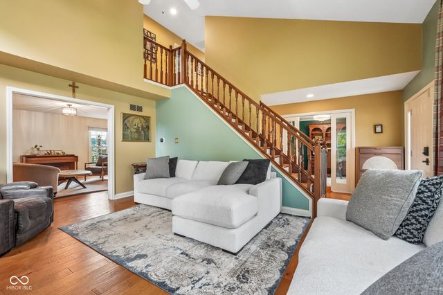 5861 Arabian Run, Indianapolis, IN 46228