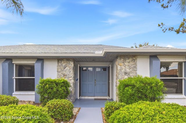 2015 Bottlebrush Drive, Melbourne, FL 32935