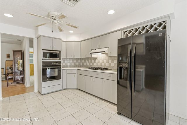 2015 Bottlebrush Drive, Melbourne, FL 32935