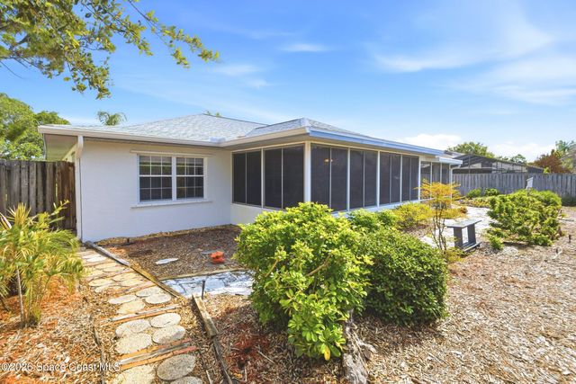 2015 Bottlebrush Drive, Melbourne, FL 32935