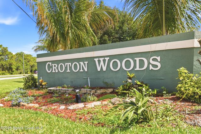 2015 Bottlebrush Drive, Melbourne, FL 32935