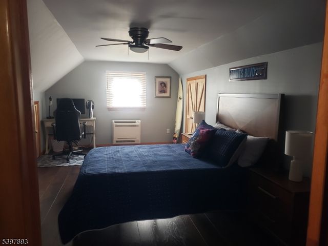 214 Irene St, Linden City, NJ 07036