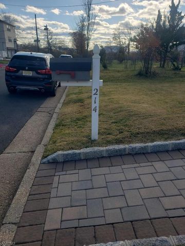 214 Irene St, Linden City, NJ 07036