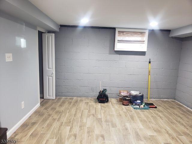 214 Irene St, Linden City, NJ 07036