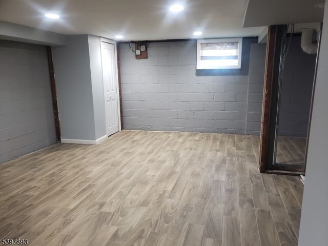 214 Irene St, Linden City, NJ 07036