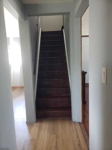 214 Irene St, Linden City, NJ 07036