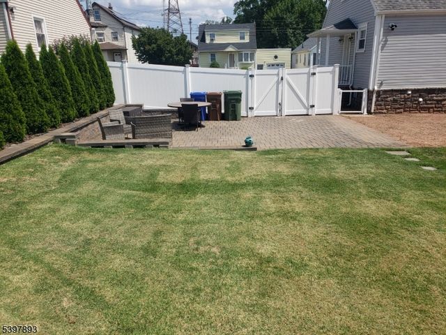 214 Irene St, Linden City, NJ 07036