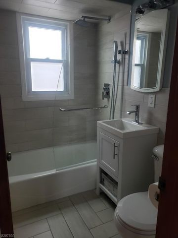 214 Irene St, Linden City, NJ 07036