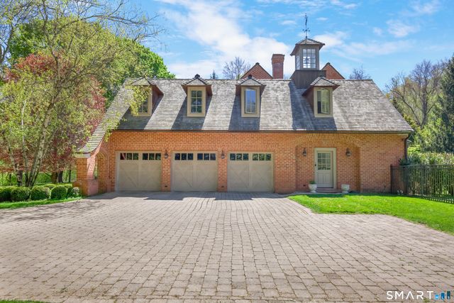21 Daniel Court, Westport, CT 06880