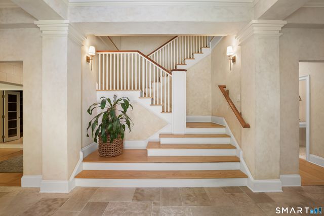21 Daniel Court, Westport, CT 06880
