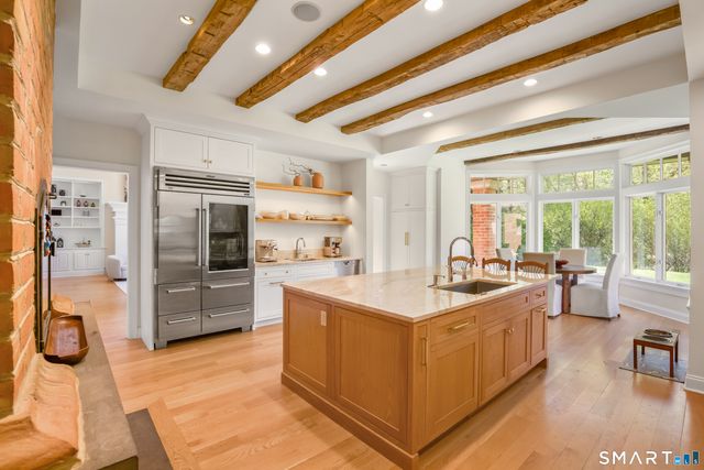 21 Daniel Court, Westport, CT 06880