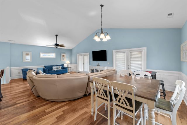 3307 Palm St., North Myrtle Beach, SC 29582