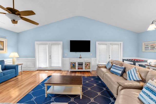 3307 Palm St., North Myrtle Beach, SC 29582