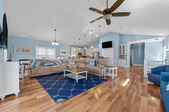 3307 Palm St., North Myrtle Beach, SC 29582