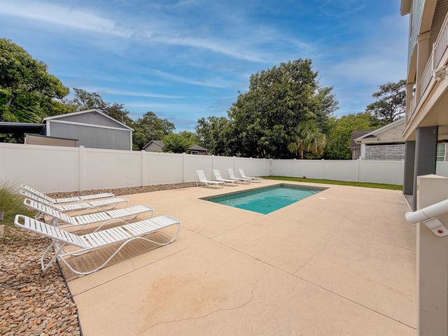 3307 Palm St., North Myrtle Beach, SC 29582