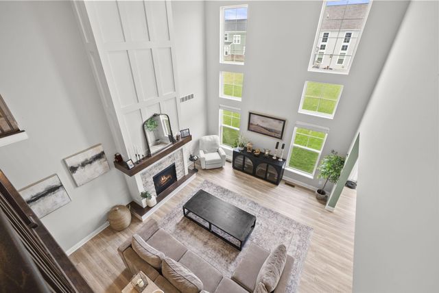 8400 Apricot Way, Plain City, OH 43064