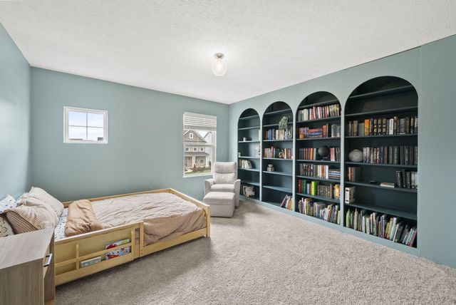 8400 Apricot Way, Plain City, OH 43064