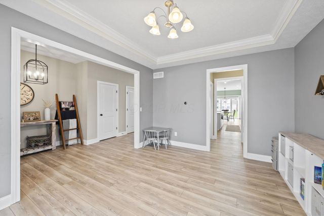 8400 Apricot Way, Plain City, OH 43064