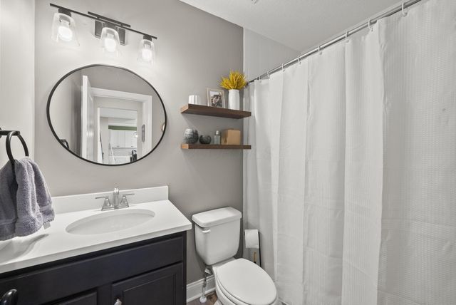 8400 Apricot Way, Plain City, OH 43064