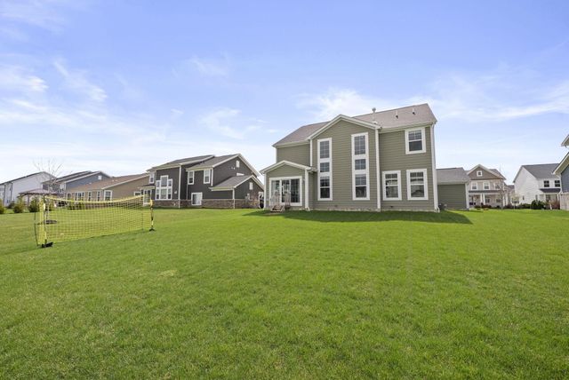 8400 Apricot Way, Plain City, OH 43064