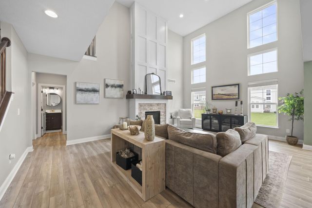 8400 Apricot Way, Plain City, OH 43064