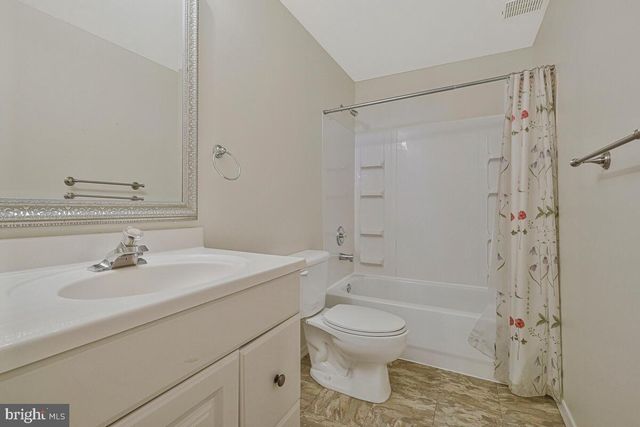 46942 COLBY CT, Sterling, VA 20164