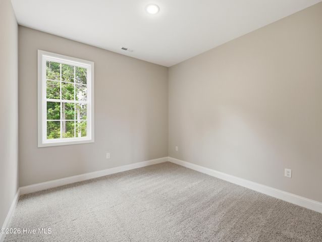 1058 Chadwick Shores Drive, Sneads Ferry, NC 28460