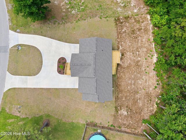 1058 Chadwick Shores Drive, Sneads Ferry, NC 28460