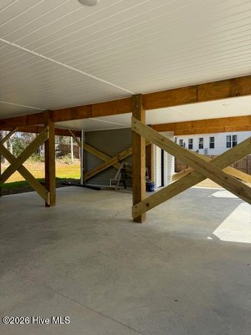 1058 Chadwick Shores Drive, Sneads Ferry, NC 28460