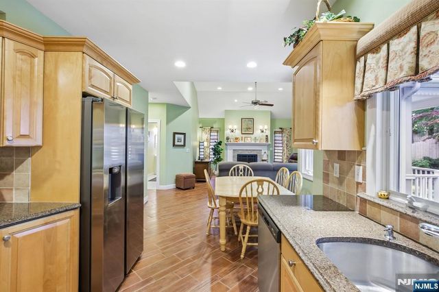 292 Gorden Drive, Paramus, NJ 07652