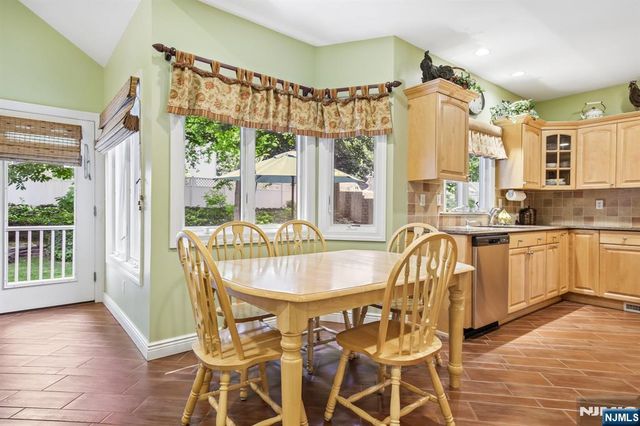 292 Gorden Drive, Paramus, NJ 07652