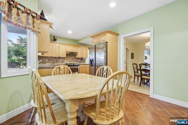 292 Gorden Drive, Paramus, NJ 07652
