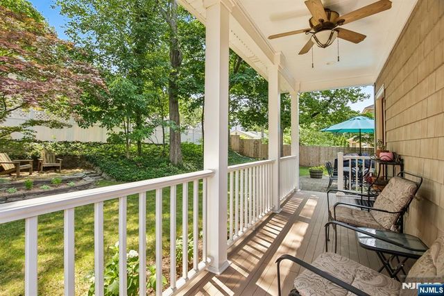 292 Gorden Drive, Paramus, NJ 07652