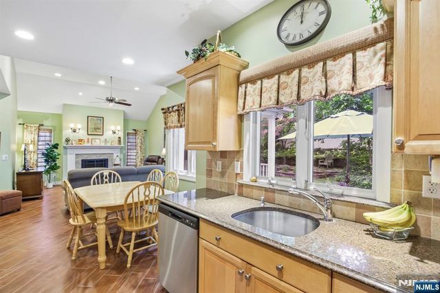 292 Gorden Drive, Paramus, NJ 07652