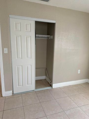 9519 Birmingham Drive, Palm Beach Gardens, FL 33410